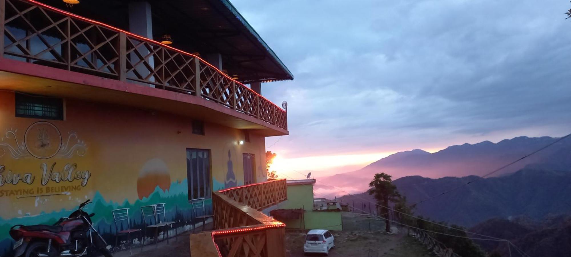Shiva Valley Resort Kokhliyal Gaon 外观 照片