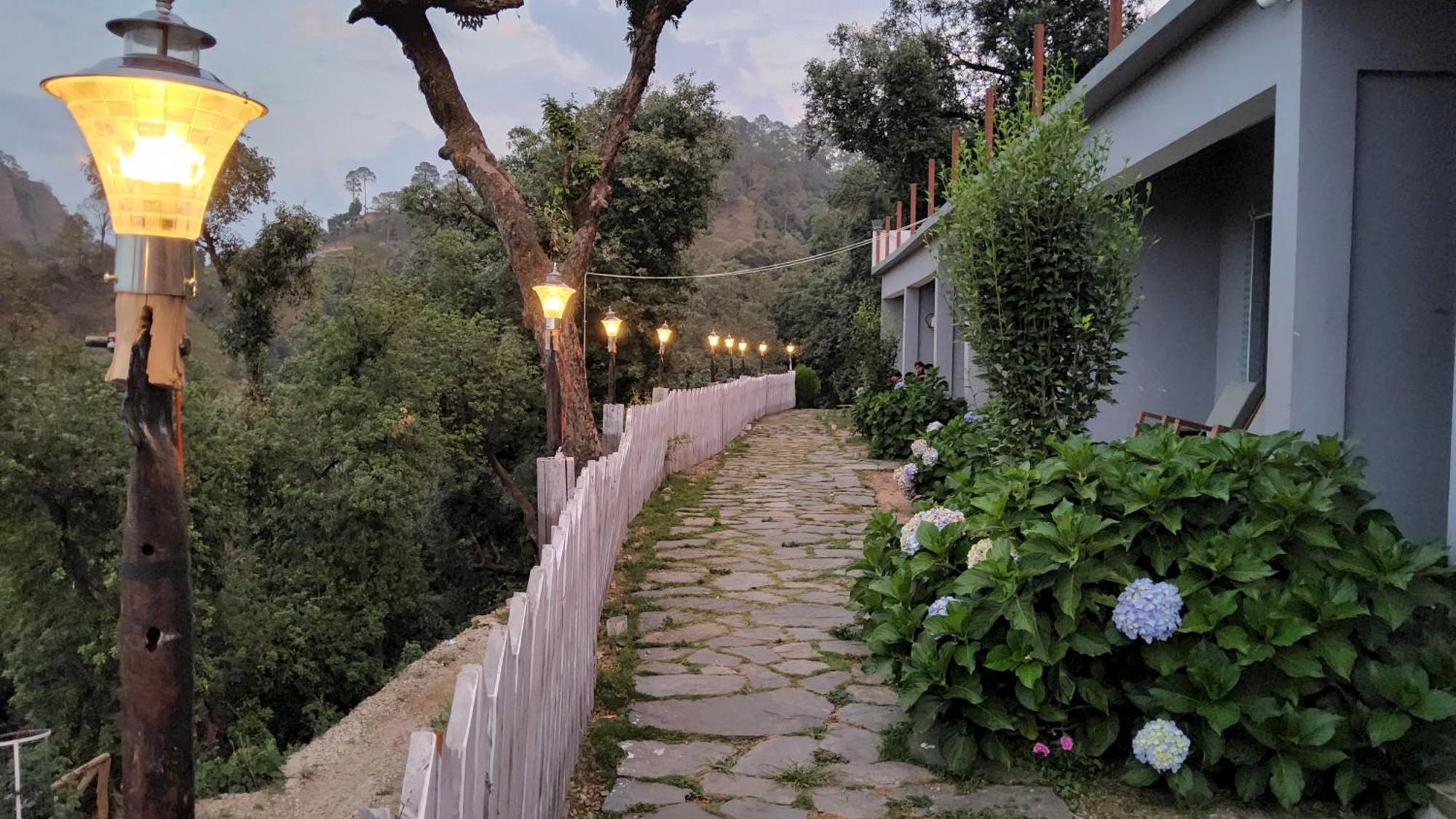 Shiva Valley Resort Kokhliyal Gaon 外观 照片