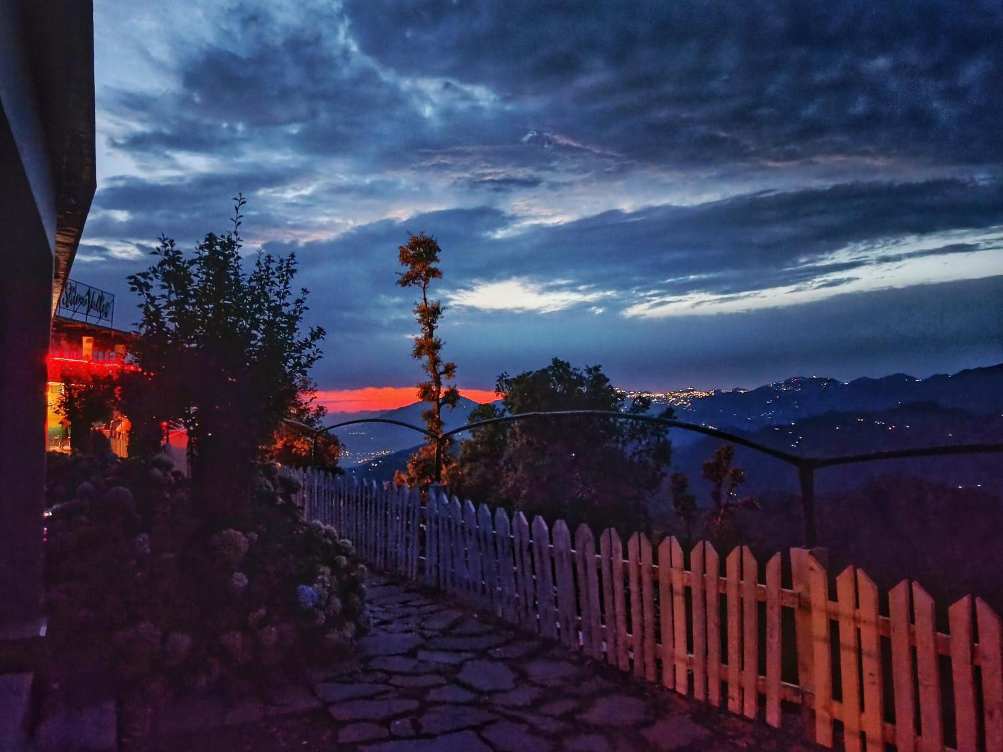 Shiva Valley Resort Kokhliyal Gaon 外观 照片